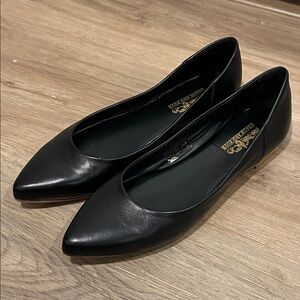 NWT Coach and Four Leather Black Pointed Toe Flats, Size 9!